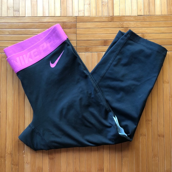 Nike cropped leggings